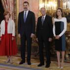 5c9887e51f00008b007ef297