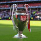 A general view of the UEFA Champions League trophy pitch side before kick-off