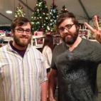 "Mi mejor amigo, el de la izquierda, se encontró con su doble en IKEA".