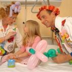 5c8aa57e240000f404a36778