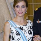 5c8aa7552300005300e6e808