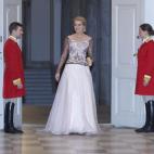 5c8aa757250000bd05817be3