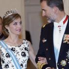 5c8aa75c2000009d036f7c94