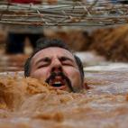 5c8aa8a5360000c81a6bd1aa