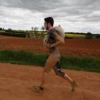 5c8aa8a82500000d04c9653c