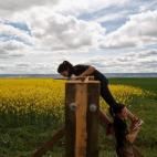 5c8aa8a82400000a05a36fa9