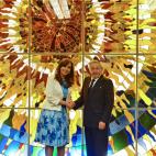 Castro, recibiendo en La Habana a la a&uacute;n presidenta de Argentina, Cristina Fern&aacute;ndez de Kirchner, en septiembre de 2015.