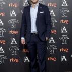 Nominado a mejor director por 1898. Los últimos de Filipinas.