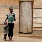 Mave Grace, con su hermana Racahele-Ngabausi.