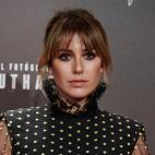 Por supuesto, tambi&eacute;n ha llevado flequillo. En este caso ligeramente abierto y con los extremos m&aacute;s largos.