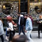 5c8a63322400005405a3048e