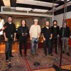 5c8a9924250000e203c93ed0