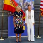 Jill Biden y la reina Letizia visitan un centro de refugiados ucranianos en Pozuelo de Alarc&oacute;n.