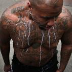 5c8aaacd360000a61b6bd6ac