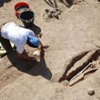 5c8ab77d240000f404a38c93