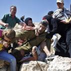 5c8a5e7a2000009e046f12aa