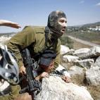 5c8a5e7b2400000a05a2fef0