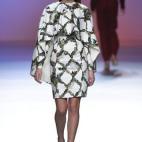 5c8aa6d52000009e046f7b8e