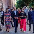 La delegada del Gobierno, Mercedes Rodríguez, el presidente del Senado, Ander Gil, la diputada del PSOE Adriana Lastra y el ministro Félix Bolaños llegando a la fiesta