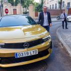 El exfutbolista Pedja Mijatović llegando a la fiesta