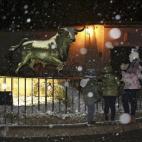 5c8a59b9250000bd05810a46