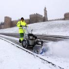 5c8a59bd3b000037066be08f