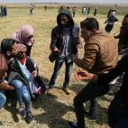 5c8a7bb62500005206813220