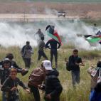 5c8a7bbe250000e203c91882