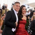 5c8aac2a20000045046f87ff