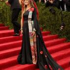 5c8aac2b360000a61b6bda24