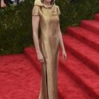 5c8aac2f2400000a05a37827