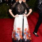 5c8aac352400000a05a37833