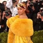 5c8aac3d250000bd05818809