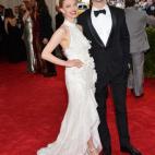 5c8aac432400006d054c3c91