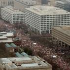 5c8ab846250000bd05819de5