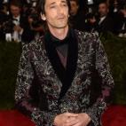 5c8aac5924000093024c3cd6