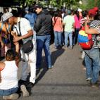 5c8a7b5d230000dd042327b8