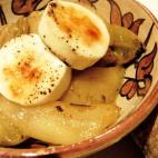 Lleva también castañas crudas peladas. Aquí puedes ver la receta.