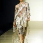 Desfile de Victorio & Luccino en la Pasarela Cibeles