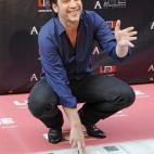 5c8ac4e52500000d04c99cae