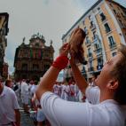 62c5644a220000ae4f4f87b9