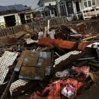 Restos de una casa en el barrio de Breezy Point (afueras de Queens, Nueva York) el 4 de diciembre de 2012. El lugar, donde residen muchos agentes de policía y bomberos, perdió 111 casas en un rápido incendio avivado por la supertormenta Sandy...
