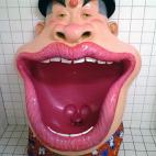 Este ejemplar tan llamativo está ubicado en el Universal City Walk de Osaka, Japón.