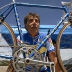 5c8aae40250000e203c97182