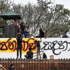 62cbfdbe210000296e5efa85