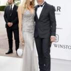 5c8aa037250000bd05816887