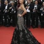 La actriz y modelo Katrina Kaif, con vestido de Oscar de la Renta. Día: miércoles 13 de mayo, en la ceremonia de inauguración y presentación de La Tete Haute .