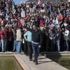 5c8aaca5360000c81a6bdb2f