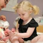 5c8aa7d5250000bd05817d41