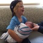 5c8aa7e5360000c81a6bcfb3